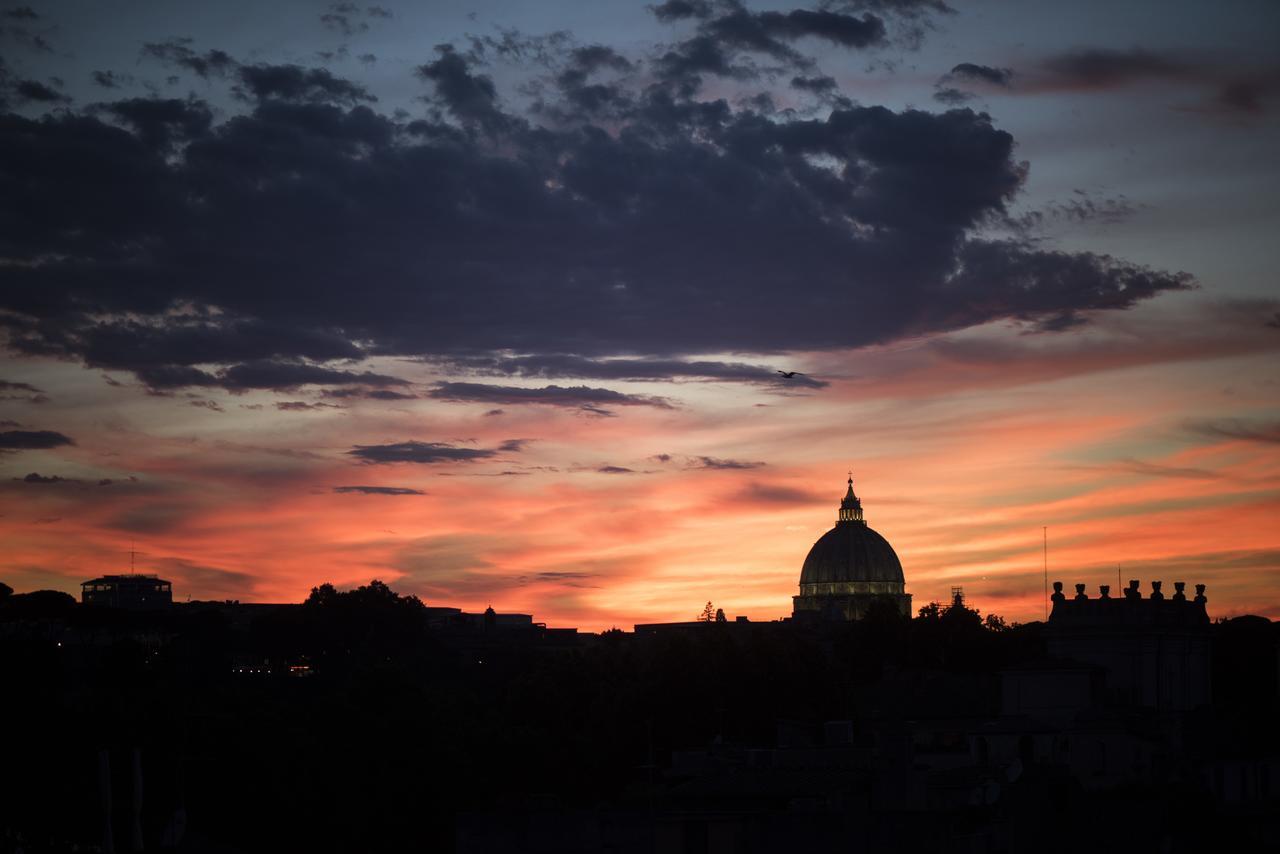 Hotel Ponte Sisto Rome Exterior photo